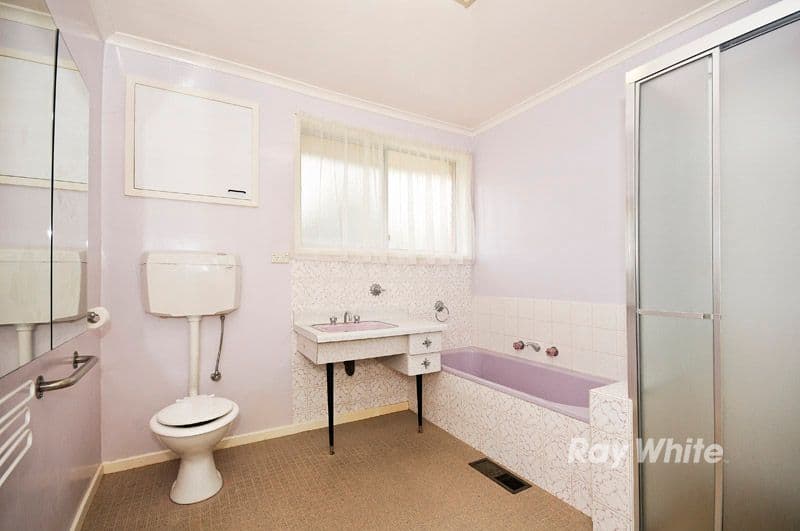3 Giselle Avenue, WANTIRNA SOUTH VIC 3152, Wantirna South - Thumbnail 7