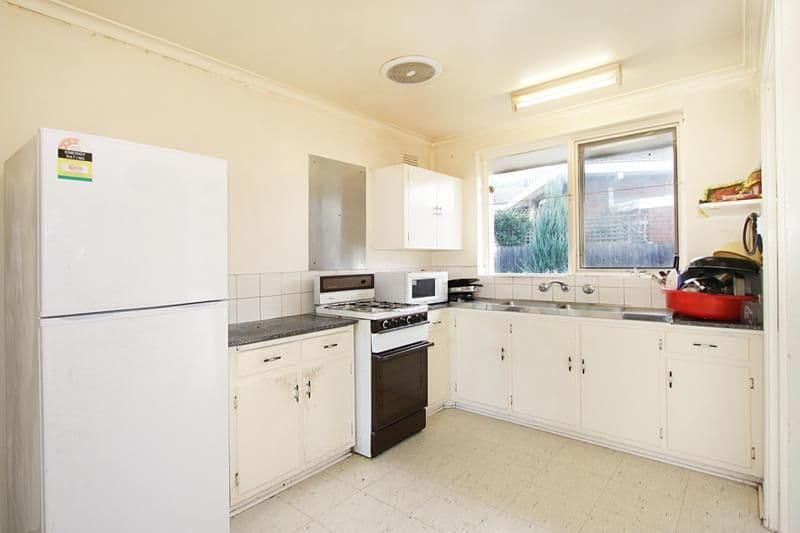 34 Maroo Street, HUGHESDALE VIC 3166, Hughesdale - Thumbnail 2