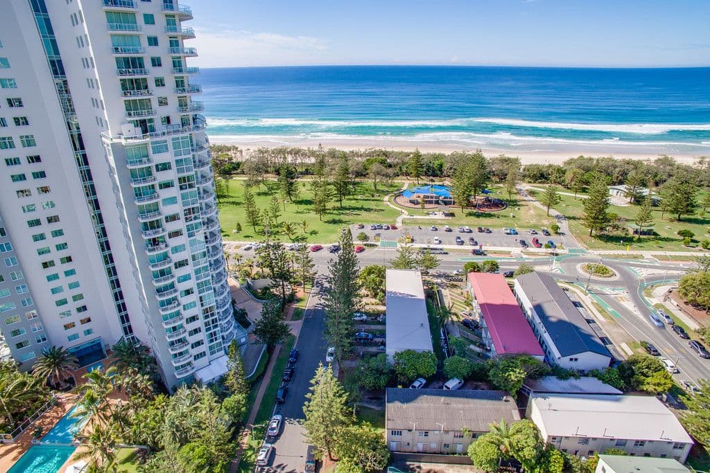 181 Old Burleigh Road, Broadbeach QLD 4218, Broadbeach - Thumbnail 4