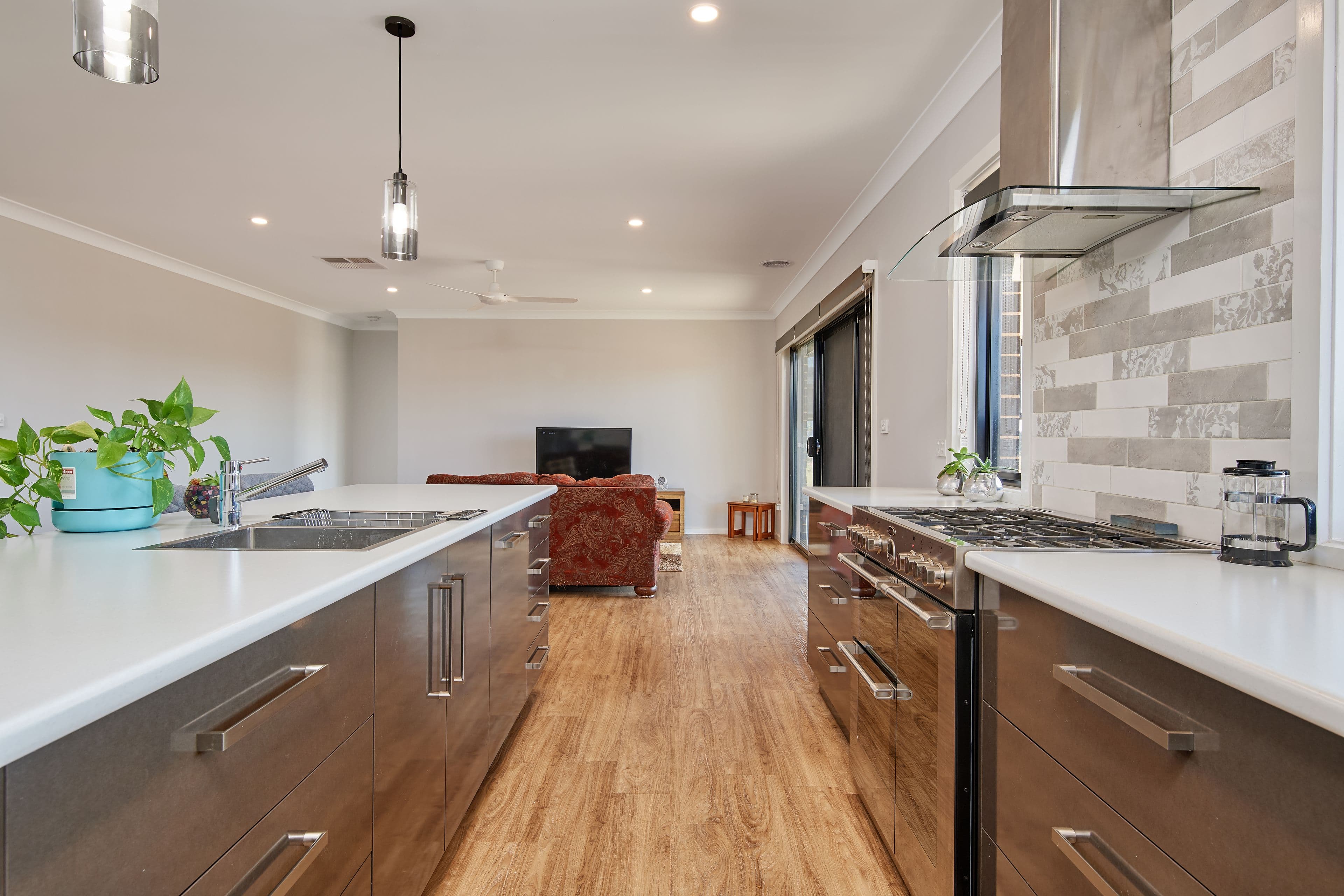 7 Walster Street, Junee NSW 2663, Junee - Thumbnail 2