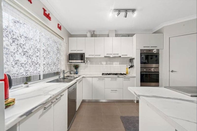 8 Government Road, Seaspray - Thumbnail 4