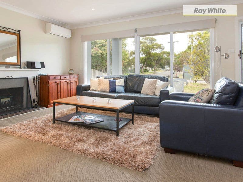 32 Whitehead Grove, Capel Sound VIC 3940, Capel Sound - Thumbnail 3