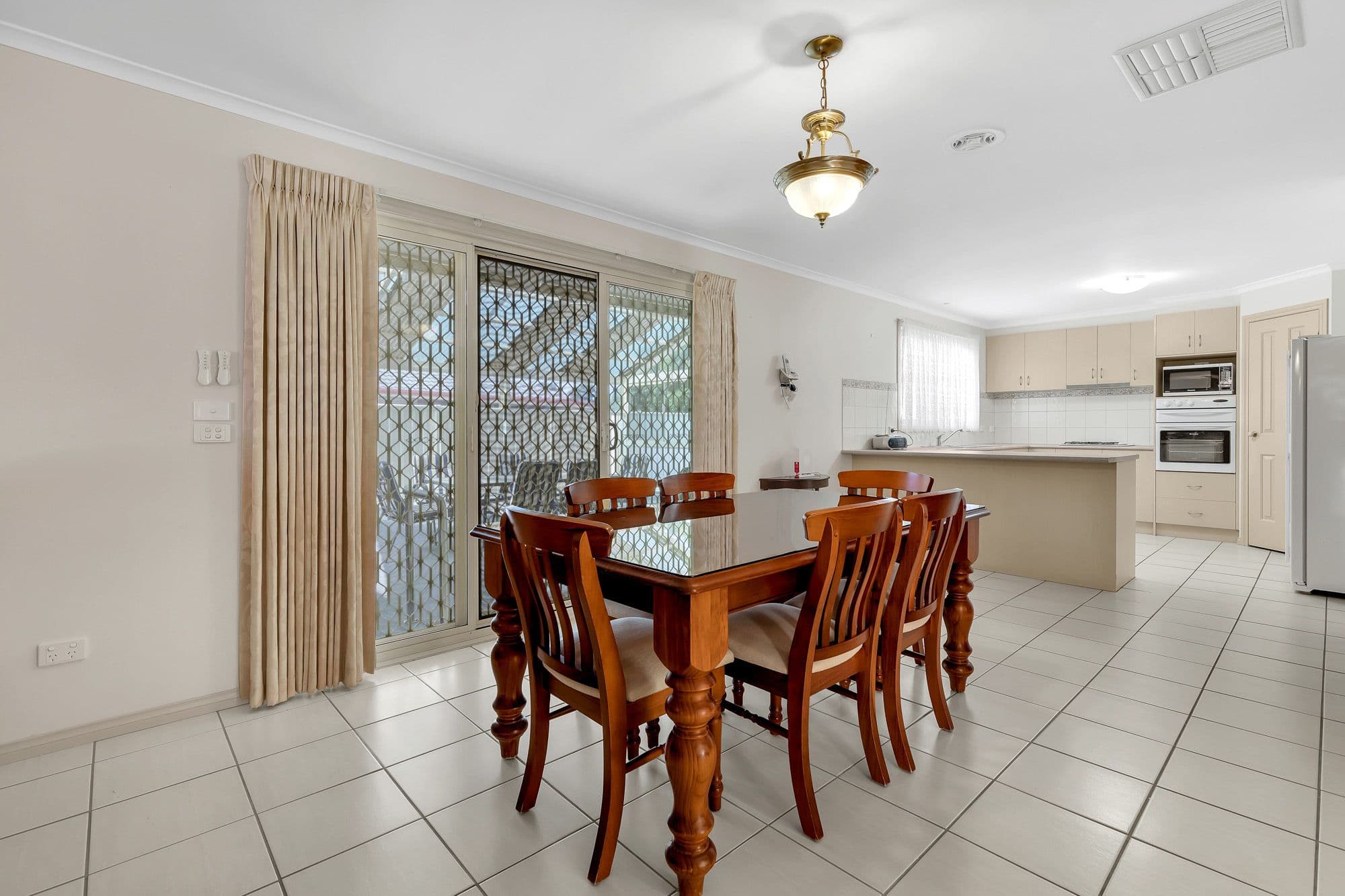 99 Harmony Drive, Tarneit VIC 3029, Tarneit - Thumbnail 3
