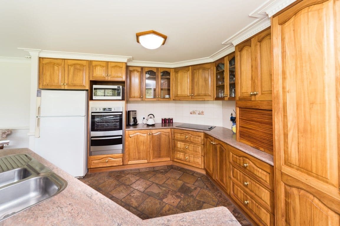 2 Maydean Place, Hodgson Vale QLD 4352, Hodgson Vale - Thumbnail 3
