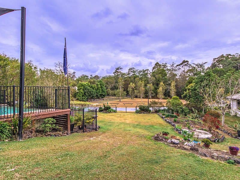 21 Pasture Place, MOUNT NATHAN QLD 4211, Mount Nathan - Image 1