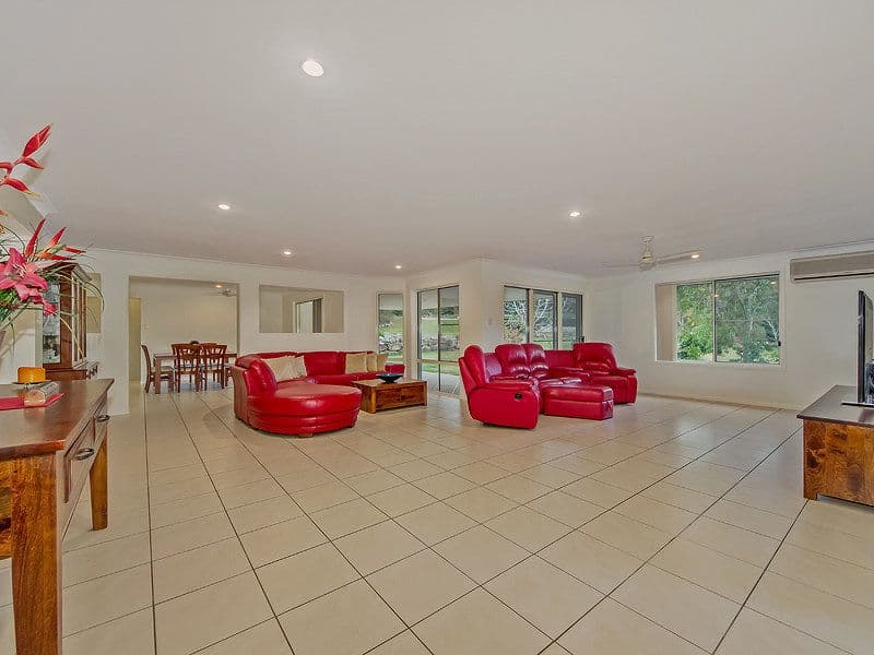 21 Pasture Place, MOUNT NATHAN QLD 4211, Mount Nathan - Thumbnail 2