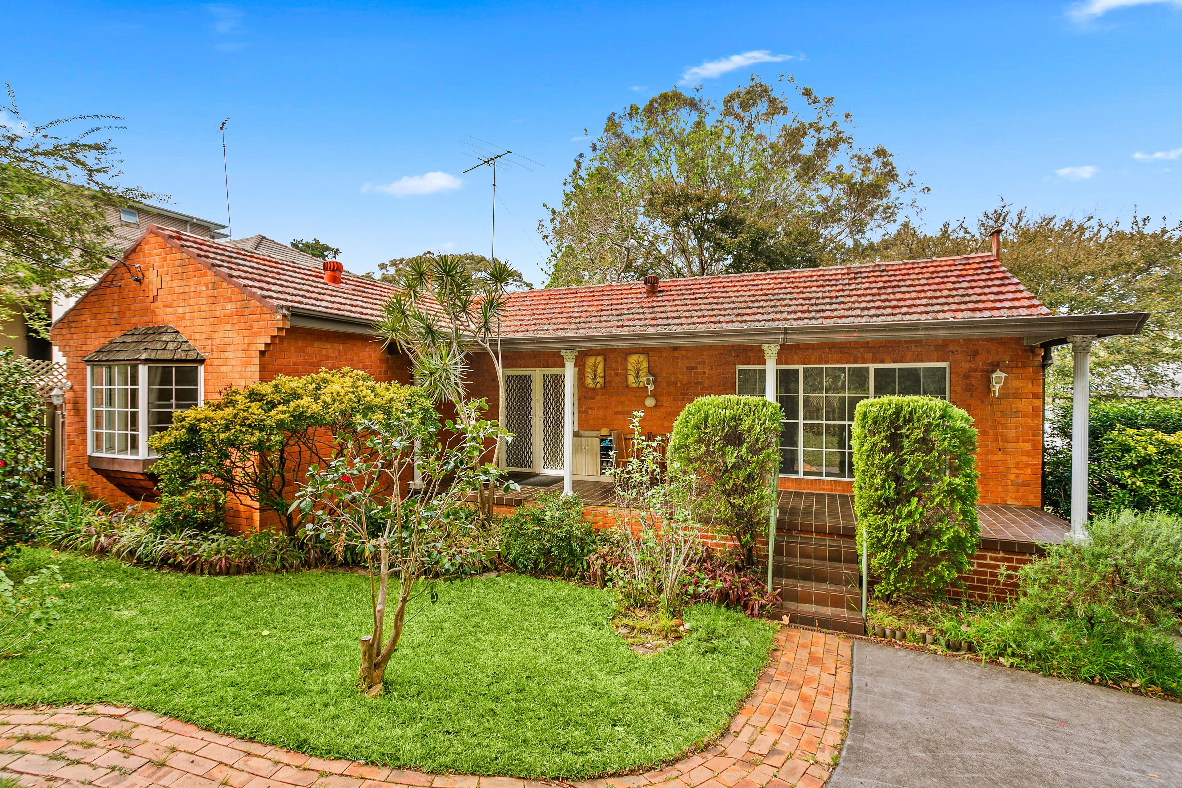 83 Woronora Parade, Oatley NSW 2223, Oatley - Thumbnail 2