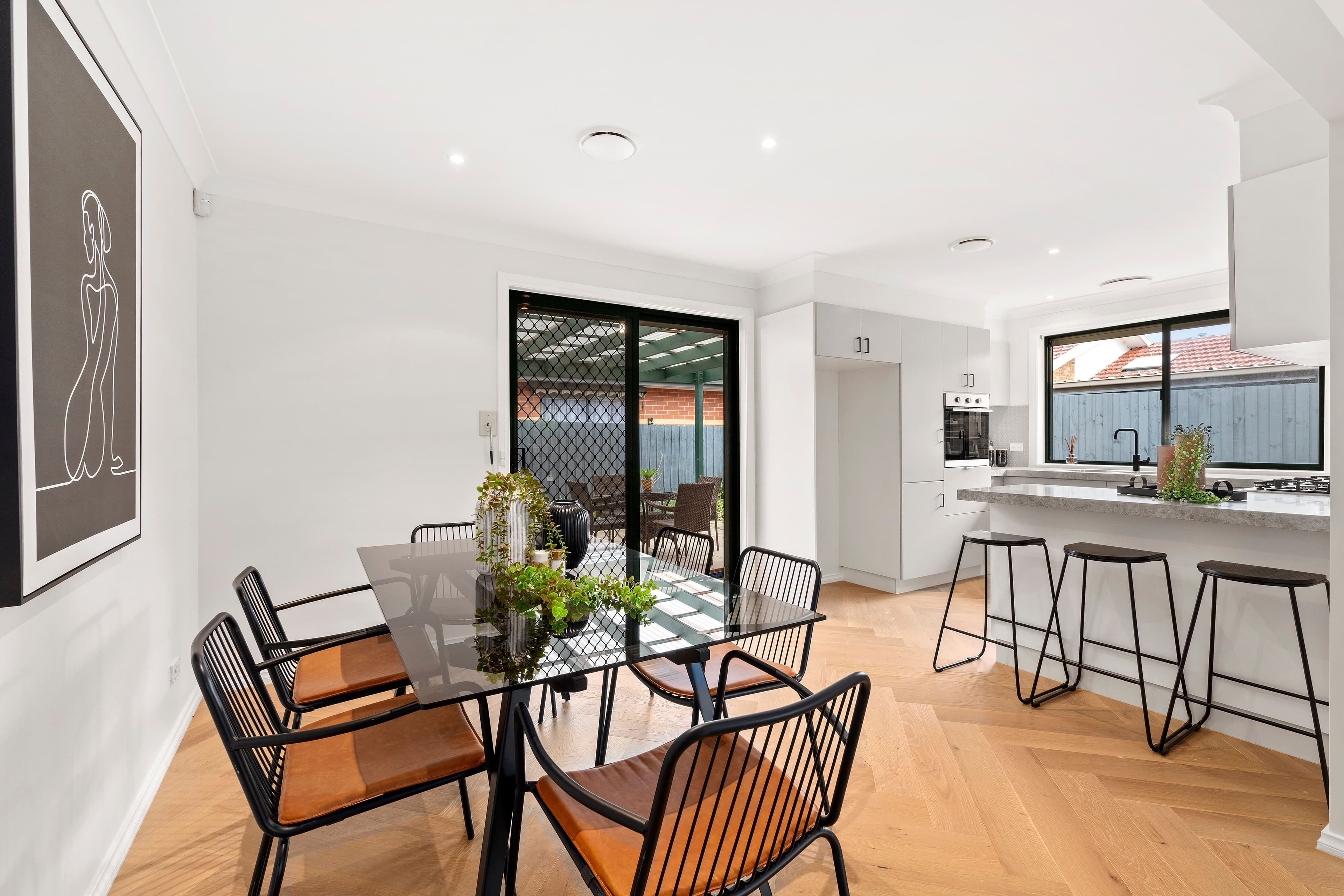 1 Tenterden Place, Mill Park VIC 3082, Mill Park - Thumbnail 3
