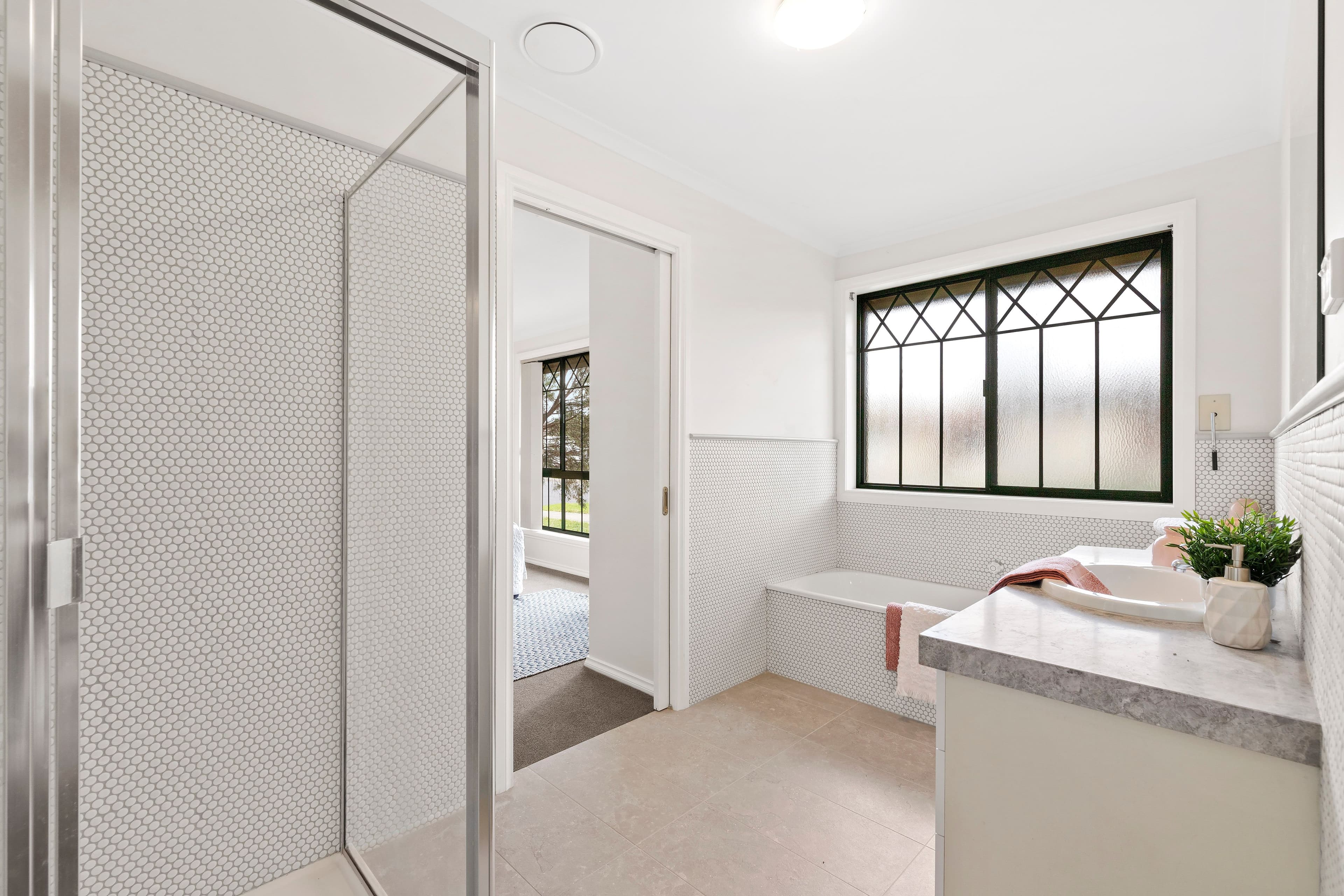 1 Tenterden Place, Mill Park VIC 3082, Mill Park - Thumbnail 7