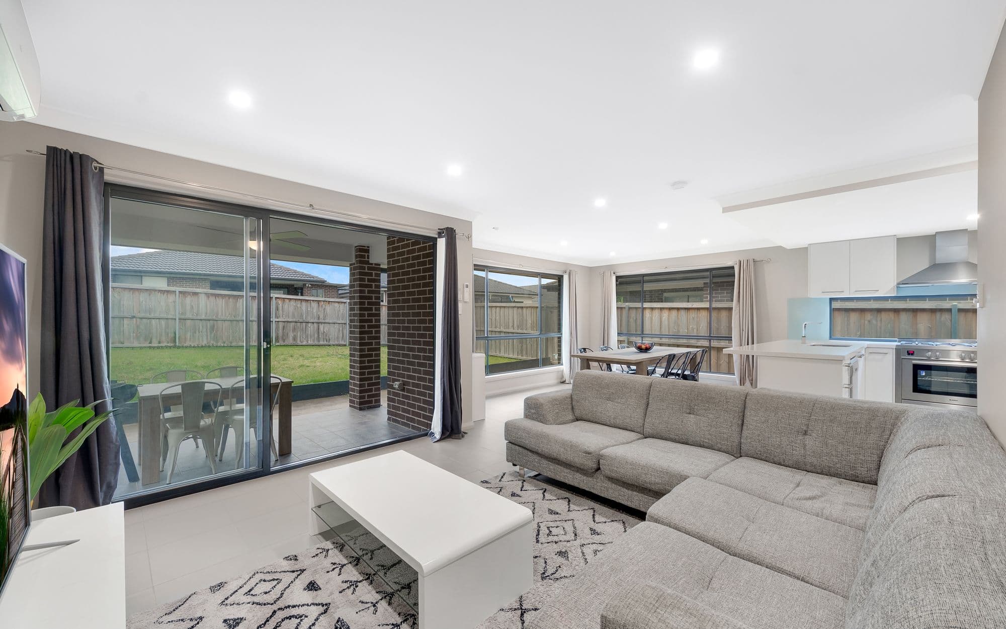 18 Kingsbury Street, Airds NSW 2560, Airds - Thumbnail 2