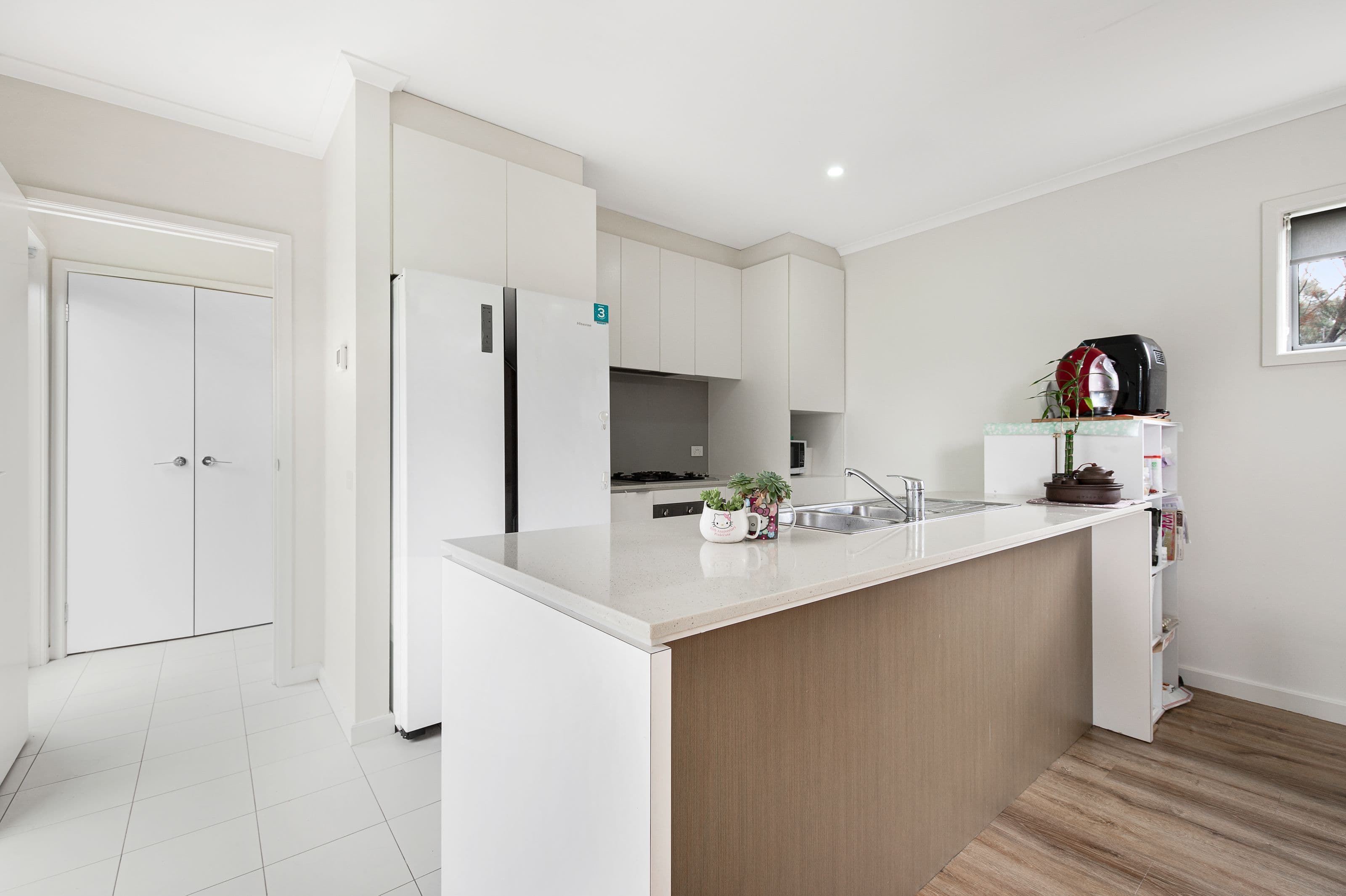 61 Bloom Avenue, Wantirna South VIC 3152, Wantirna South - Thumbnail 3