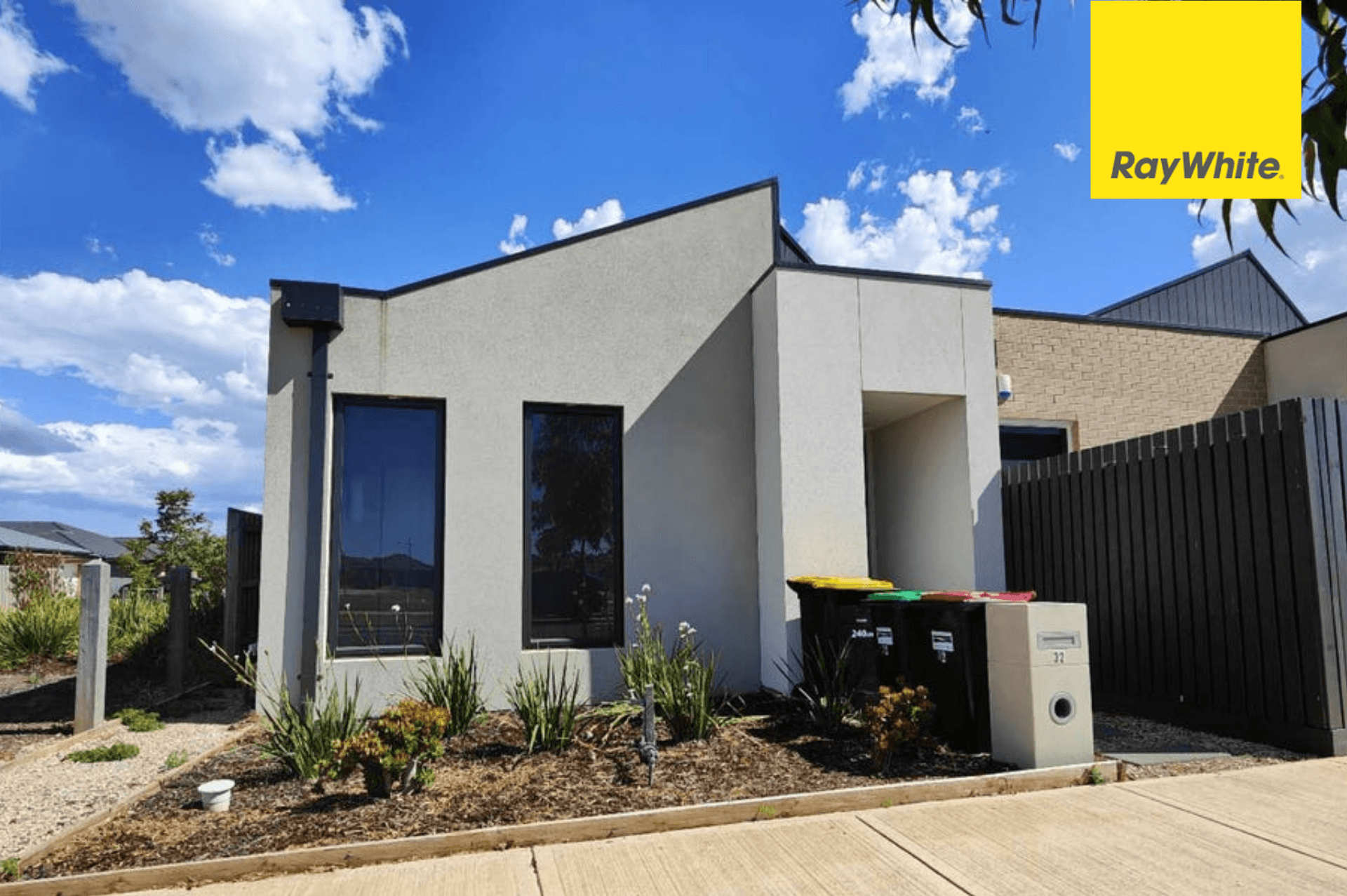 32 Kingdom Boulevard, WEIR VIEWS VIC 3338, Weir Views - Image 1