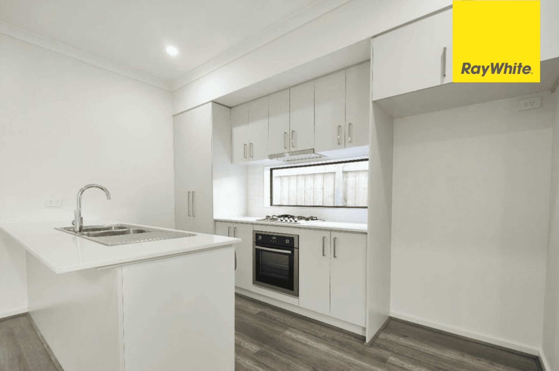 32 Kingdom Boulevard, WEIR VIEWS VIC 3338, Weir Views - Thumbnail 2