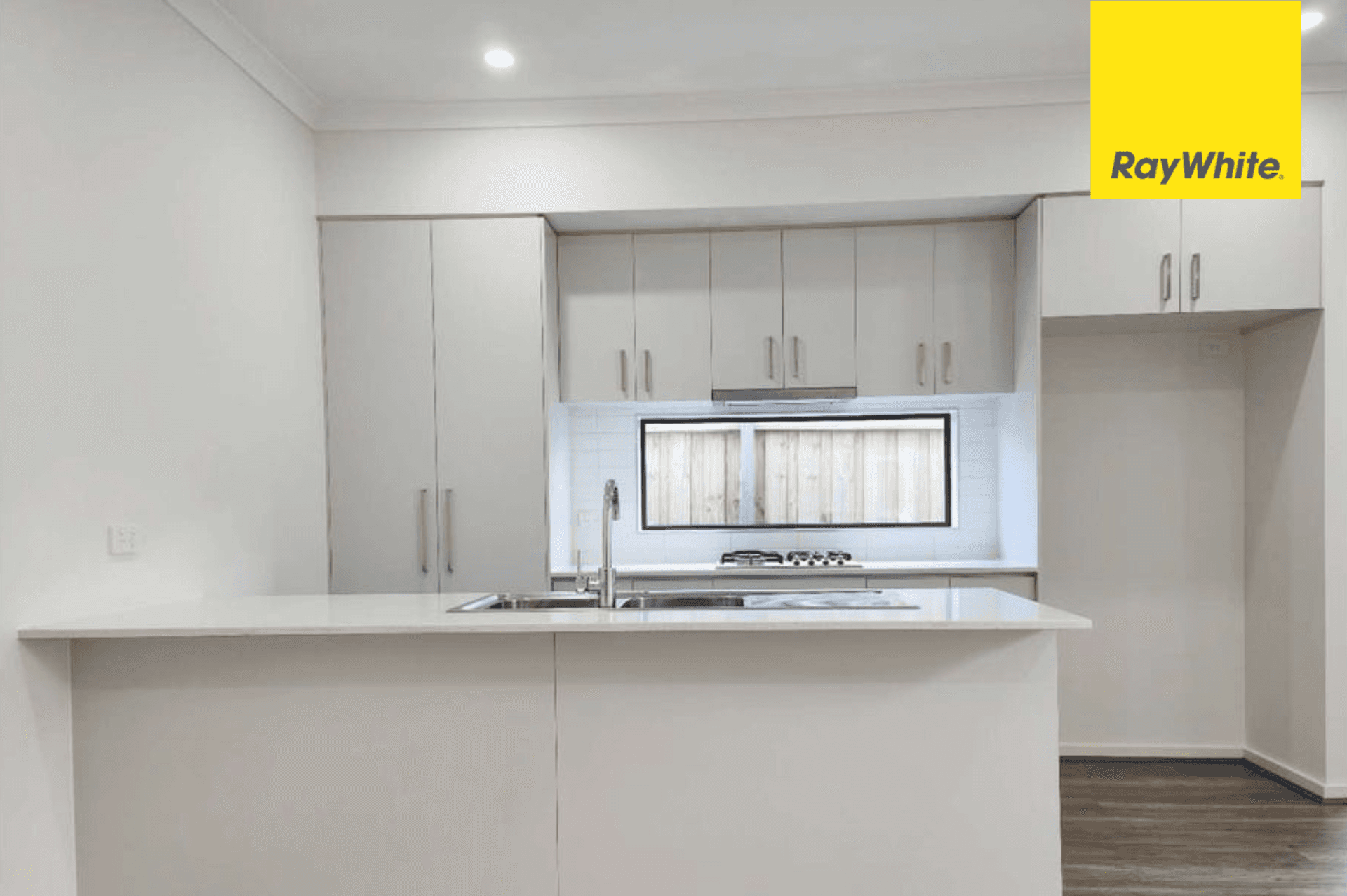 32 Kingdom Boulevard, WEIR VIEWS VIC 3338, Weir Views - Thumbnail 3