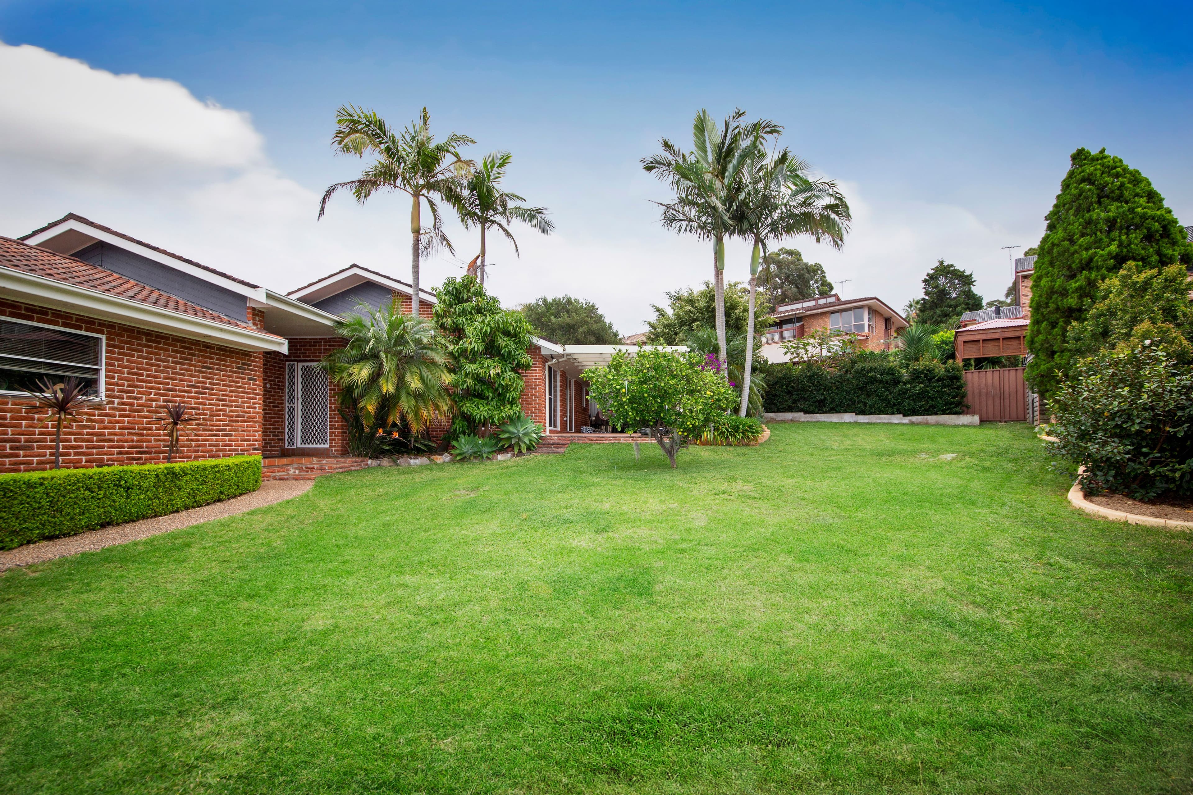 12 Parsons Place, Barden Ridge - Image 1