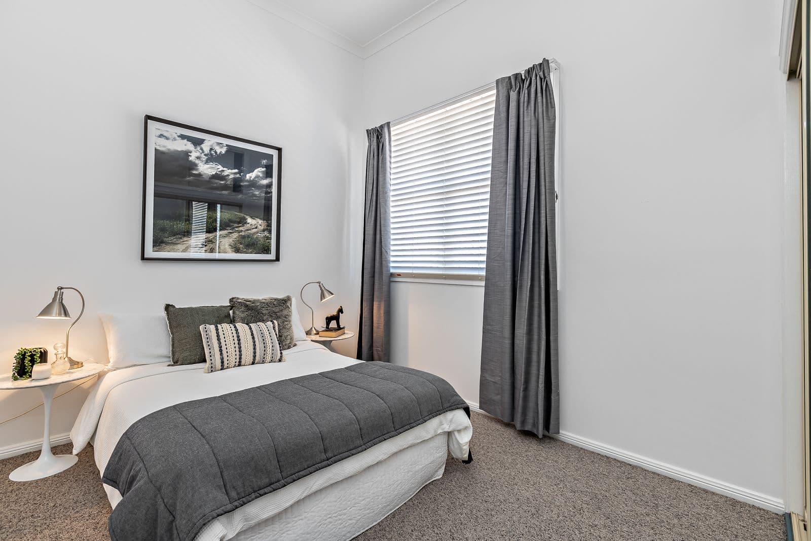 204 Lawson Street, Hamilton South - Thumbnail 6