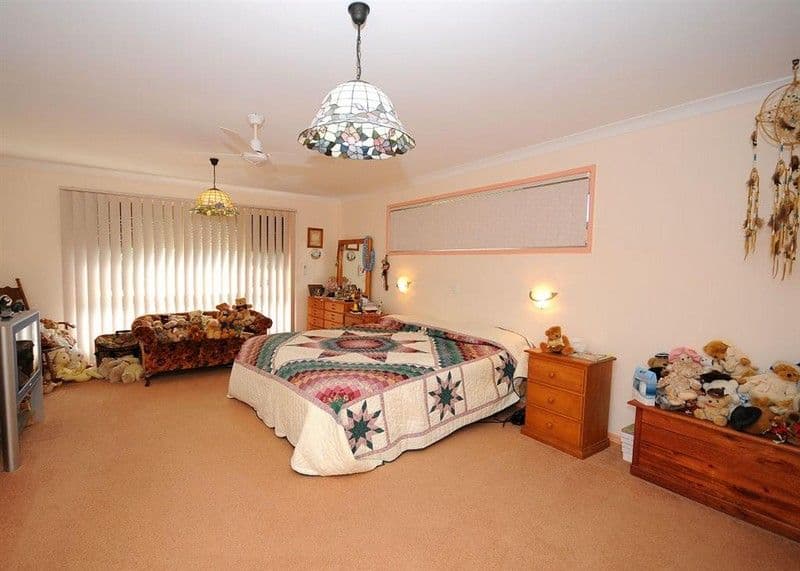118  Cove Boulevard, River Heads QLD 4655, River Heads - Thumbnail 3