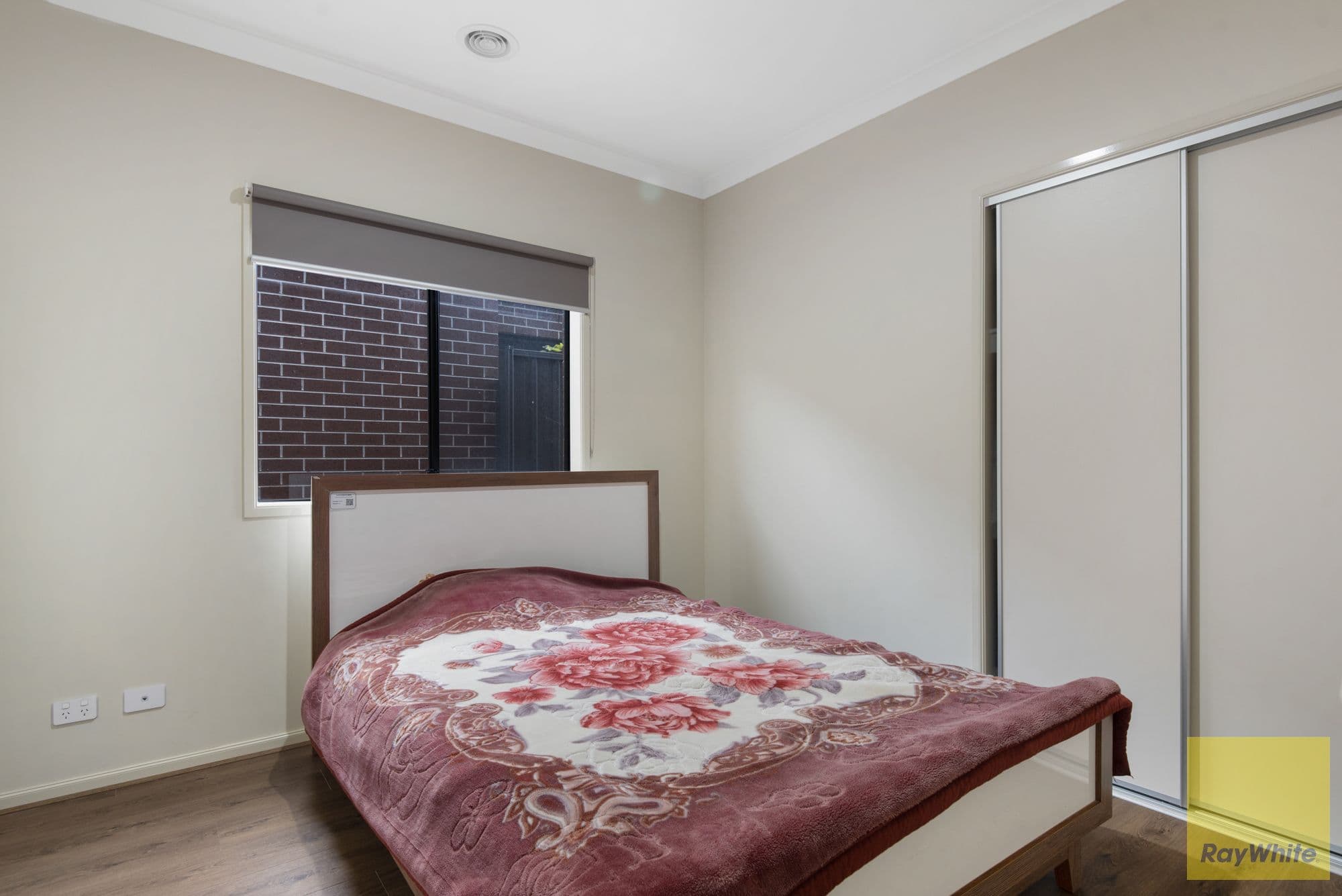 13 Emblem Street, Tarneit VIC 3029, Tarneit - Thumbnail 5