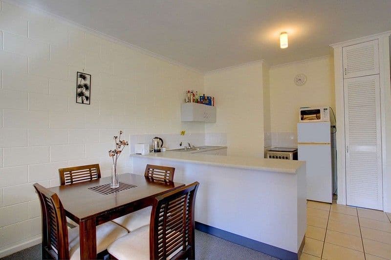 35 First Street, RAILWAY ESTATE QLD 4810, Railway Estate - Thumbnail 3