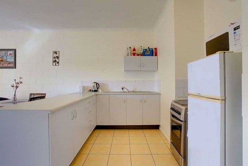 35 First Street, RAILWAY ESTATE QLD 4810, Railway Estate - Thumbnail 4