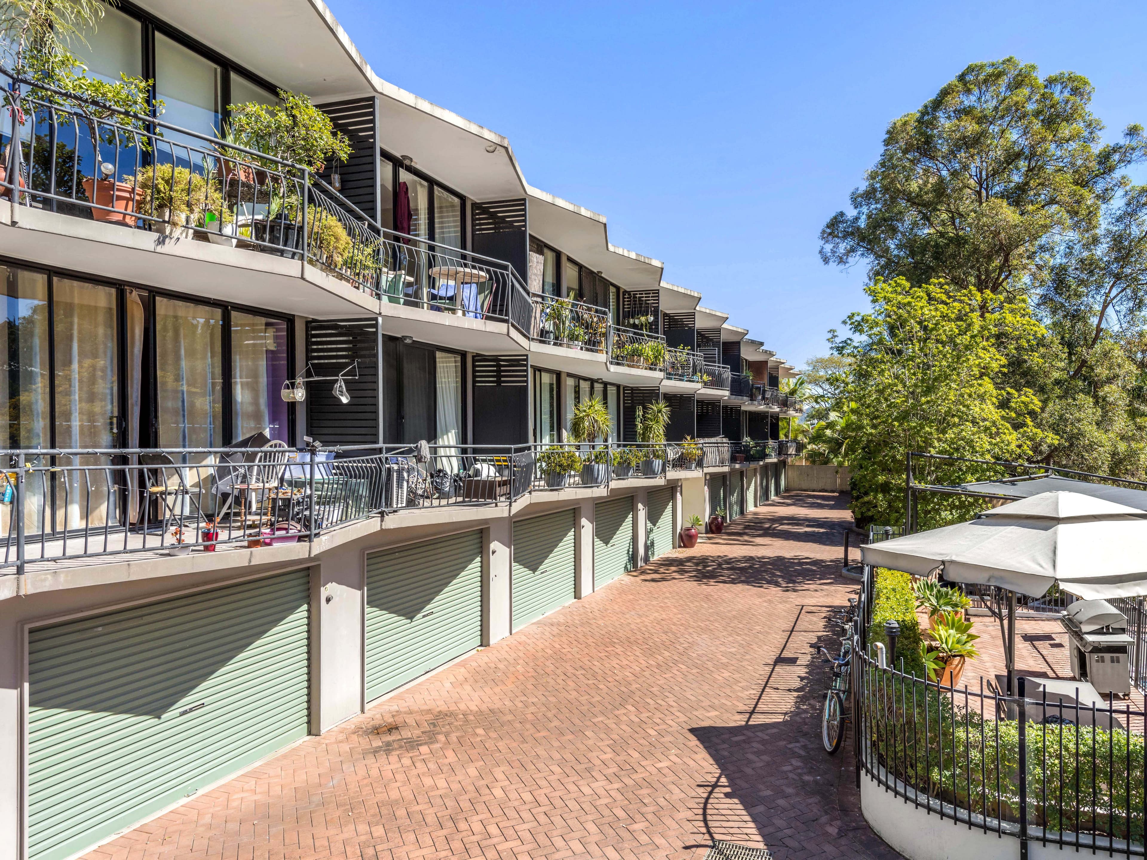 25 Dudley Street, Highgate Hill QLD 4101, Highgate Hill - Image 1