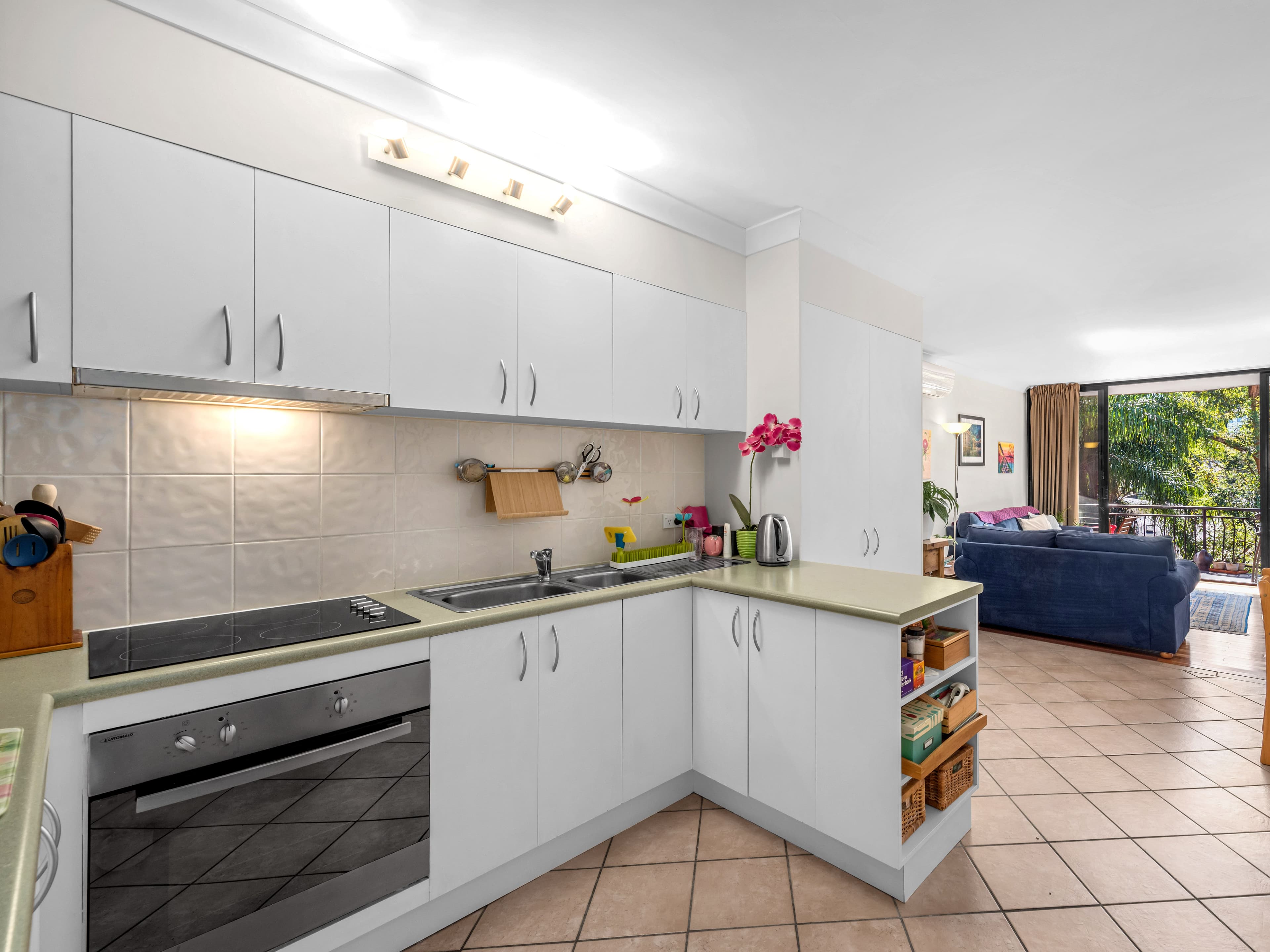 25 Dudley Street, Highgate Hill QLD 4101, Highgate Hill - Thumbnail 4
