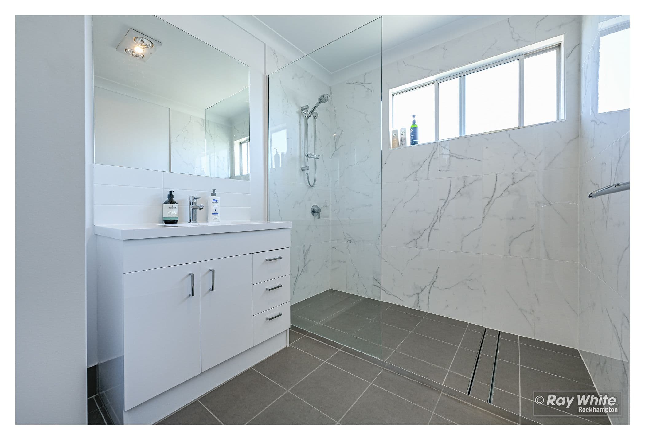 321 Farm Street, Norman Gardens QLD 4701, Norman Gardens - Thumbnail 6