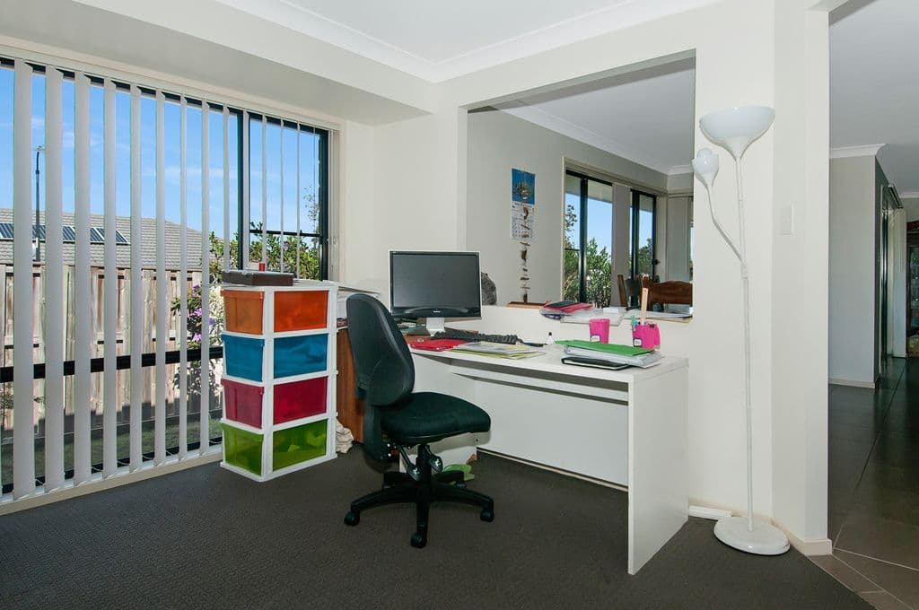 19 Frankland Avenue, Waterford QLD 4133, Waterford - Thumbnail 3