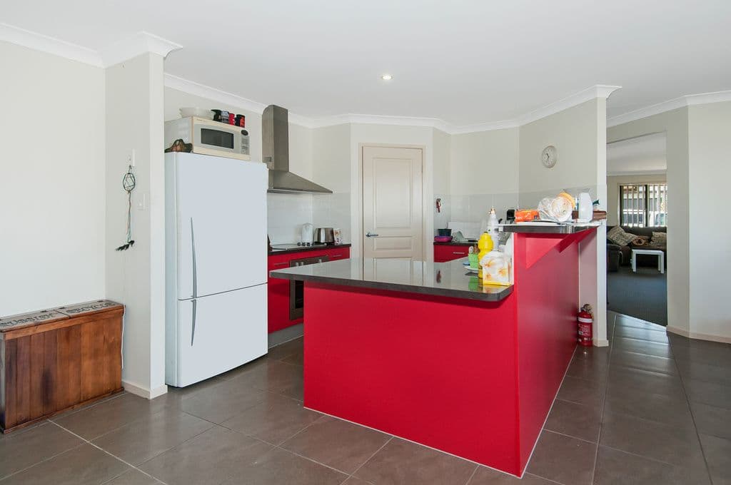 19 Frankland Avenue, Waterford QLD 4133, Waterford - Thumbnail 5