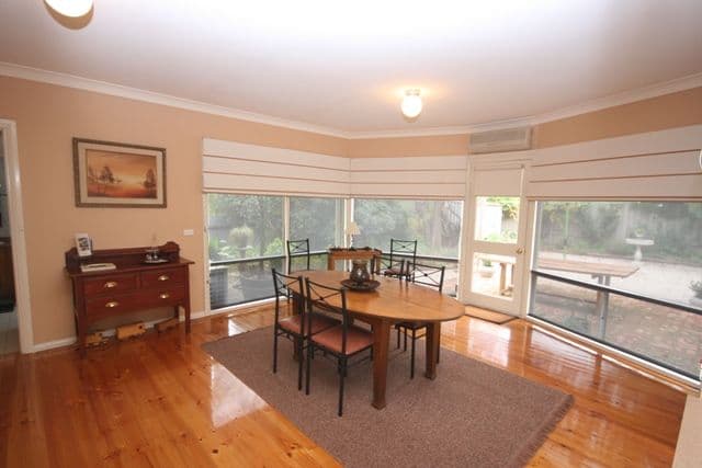 20 Gleeson Street, CLARE SA 5453, Clare - Thumbnail 2