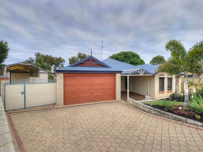 4 MAITLAND Close, HALLS HEAD WA 6210, Halls Head - Thumbnail 2