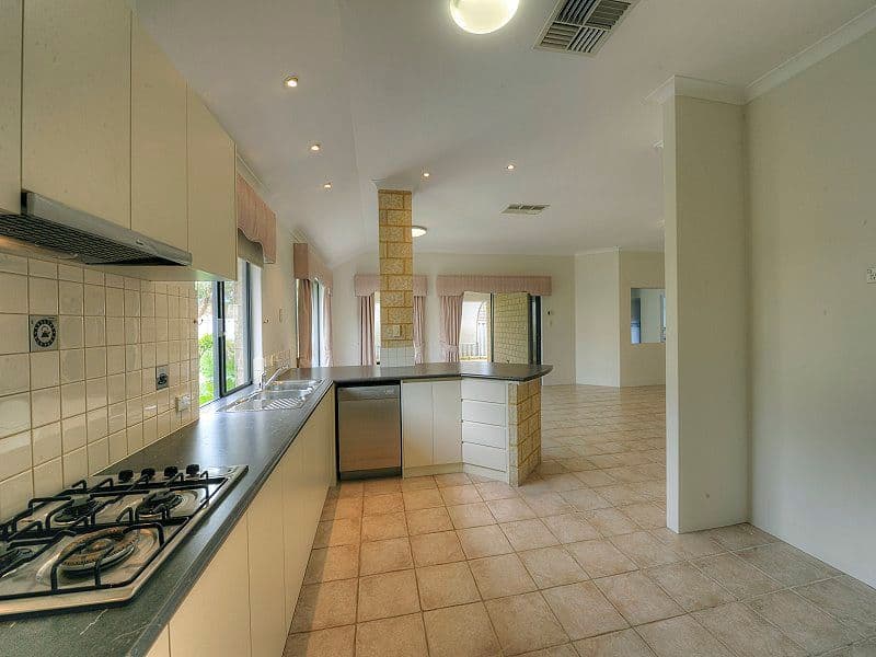 4 MAITLAND Close, HALLS HEAD WA 6210, Halls Head - Thumbnail 8