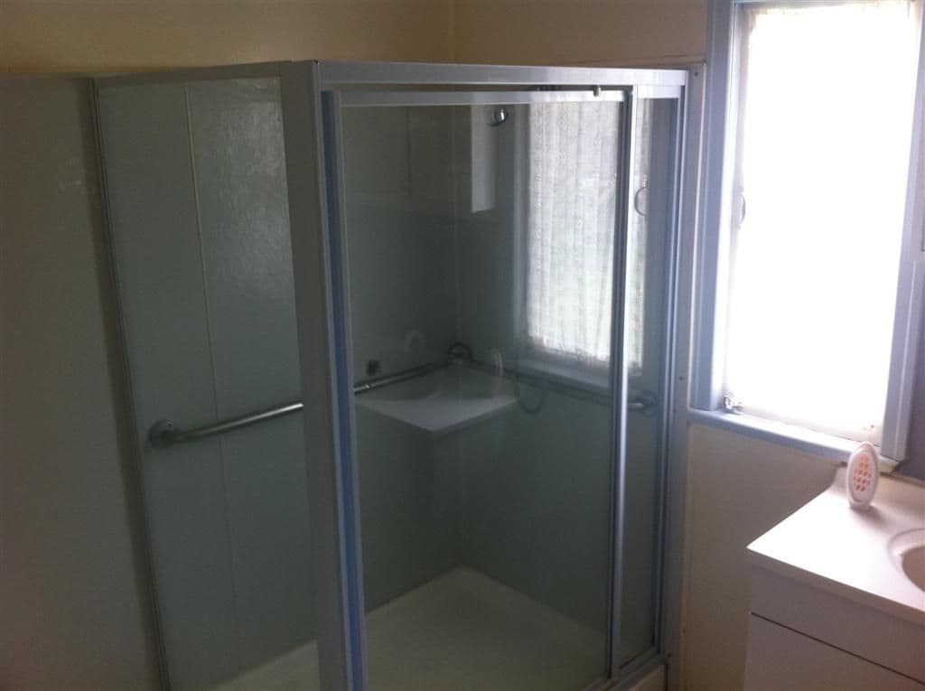 6 Nott Street, WALKERVALE QLD 4670, Walkervale - Thumbnail 4