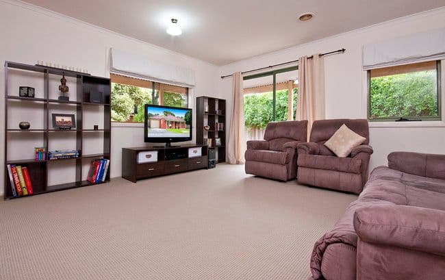 18 Manna Court, FERNTREE GULLY VIC 3156, Ferntree Gully - Thumbnail 2