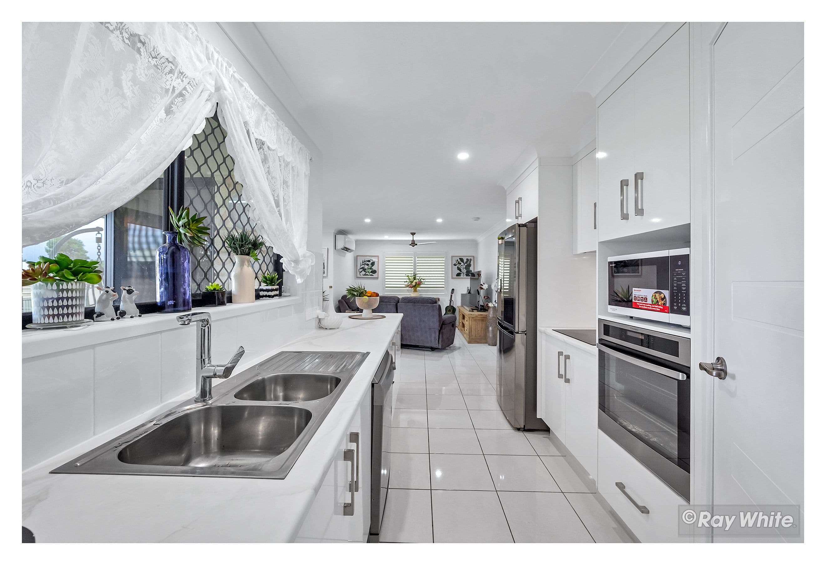 12 Foxglove Avenue, Norman Gardens QLD 4701, Norman Gardens - Thumbnail 2