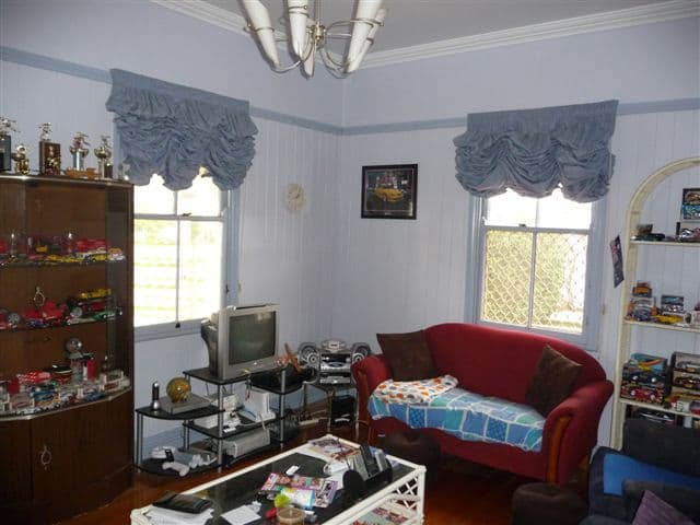 29 Lloyd Street, HARRISTOWN QLD 4350, Harristown - Thumbnail 4
