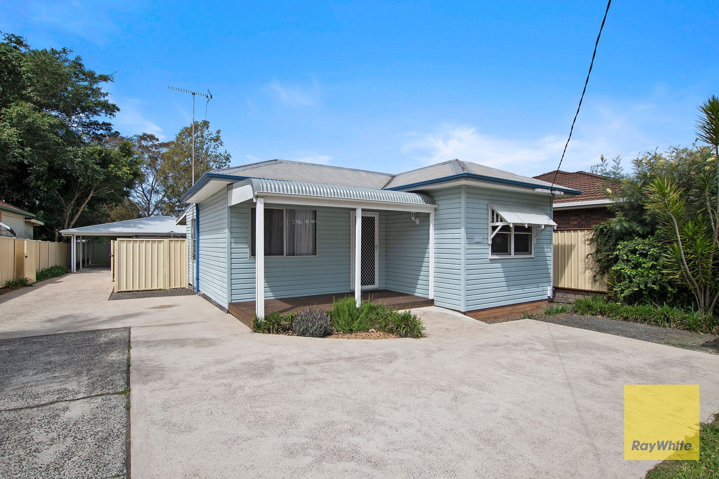 186 Ocean Beach Road, Woy Woy NSW 2256, Woy Woy - Image 1