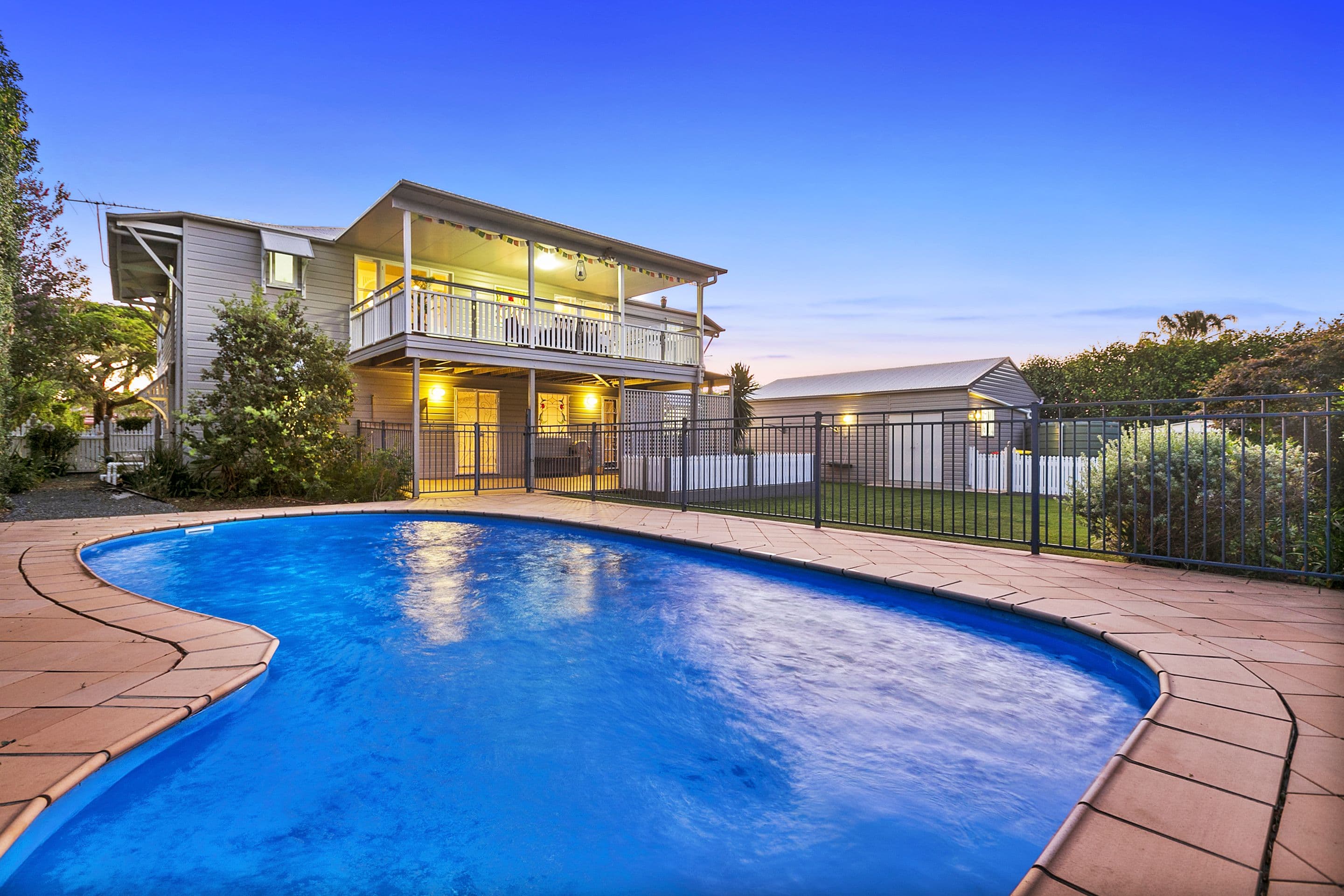 10 Birdwood Road, Birkdale QLD 4159, Birkdale - Thumbnail 2