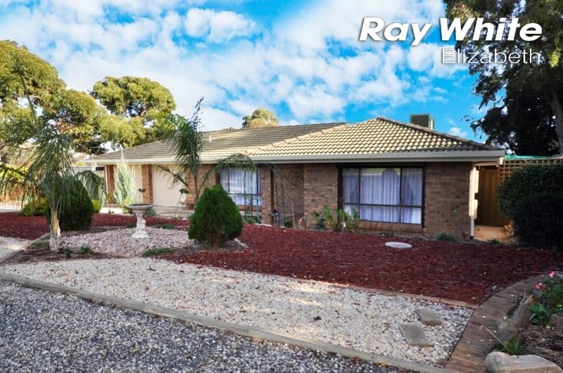18 Megunya Crescent, Craigmore SA 5114, Craigmore - Thumbnail 3