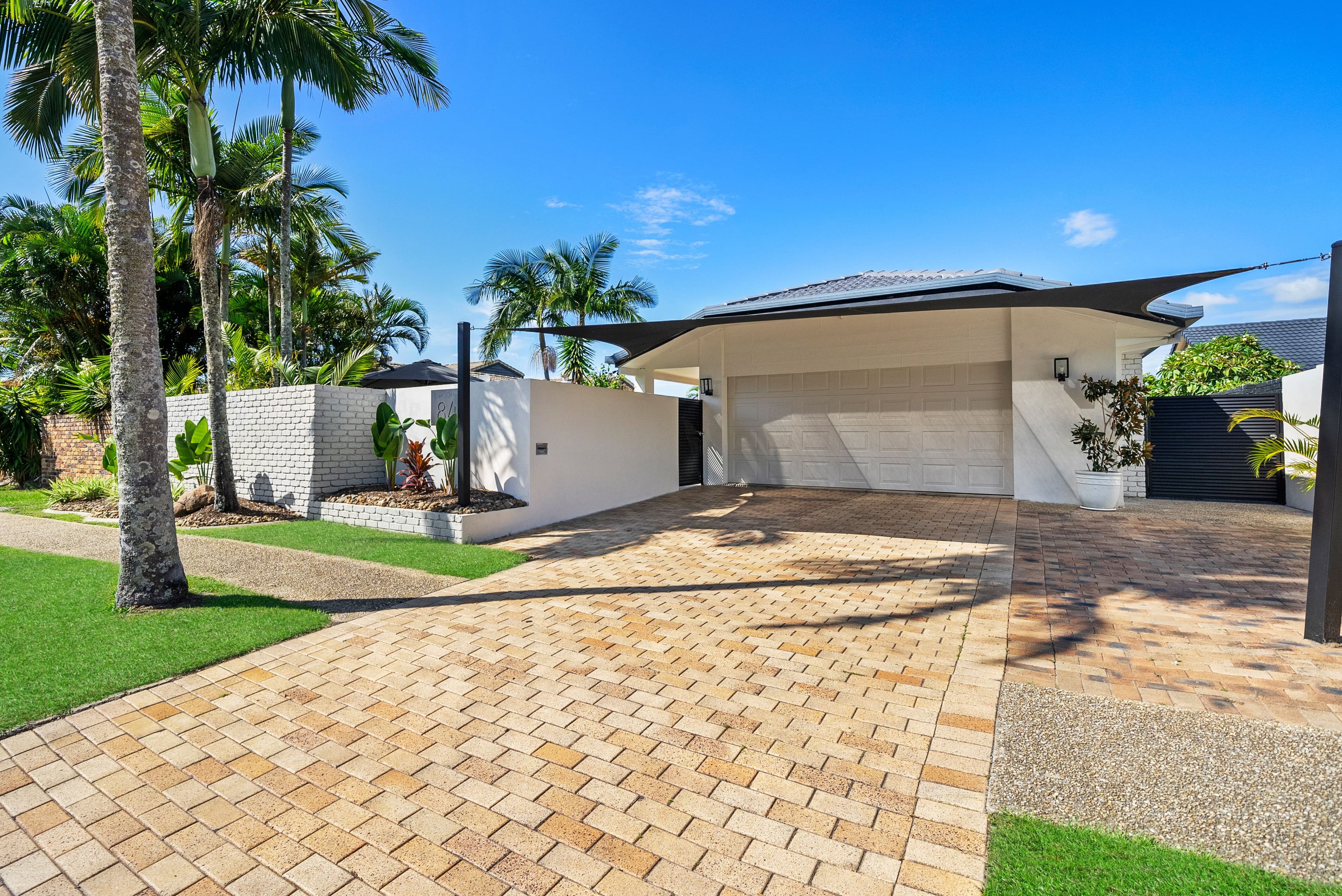 84 Lae Drive, Runaway Bay QLD 4216, Runaway Bay - Thumbnail 3