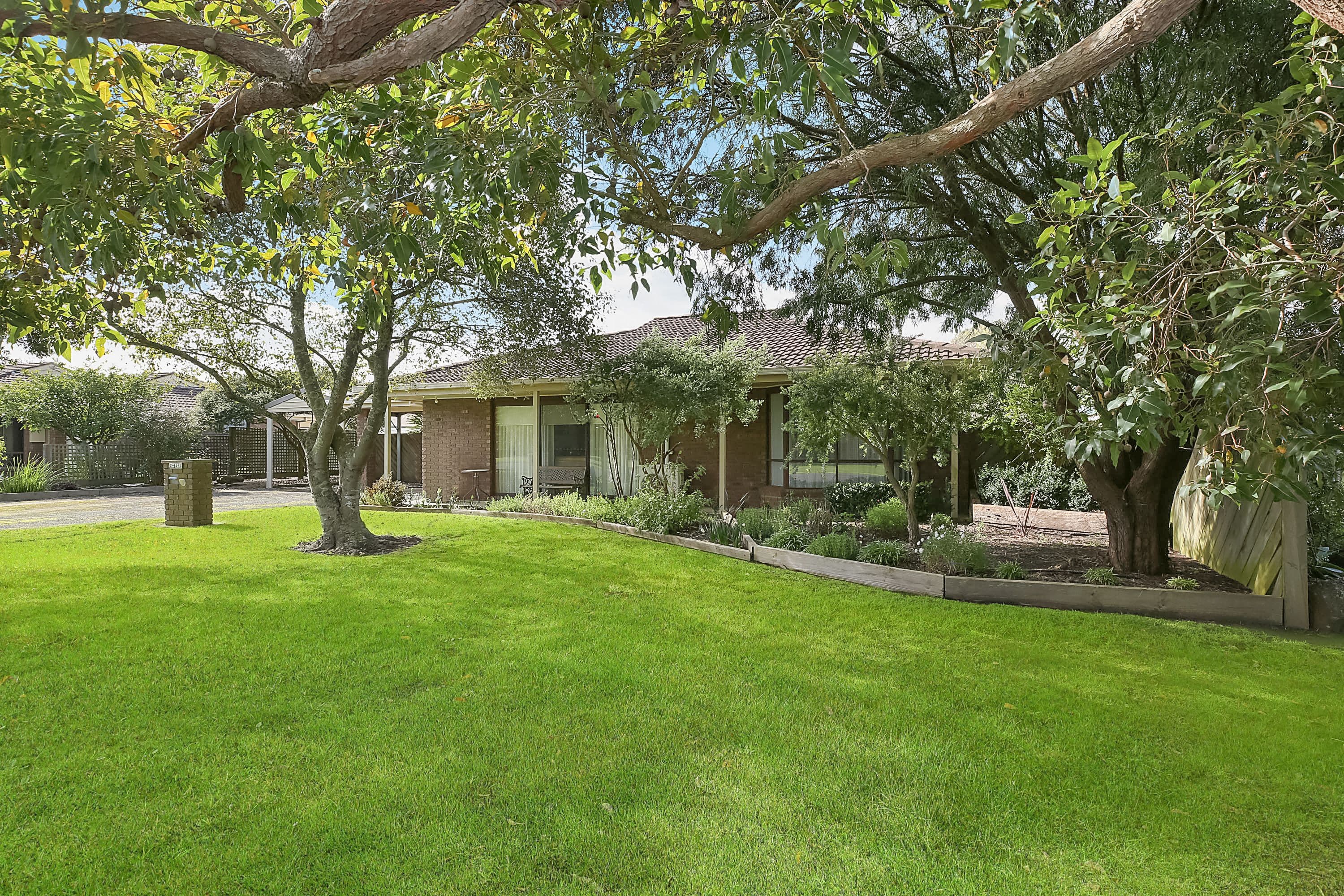 46 Lord Street, Cobden VIC 3266, Cobden - Thumbnail 2