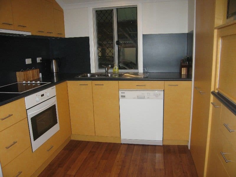 142 Malcomson Street, NORTH MACKAY QLD 4740, North Mackay - Thumbnail 3