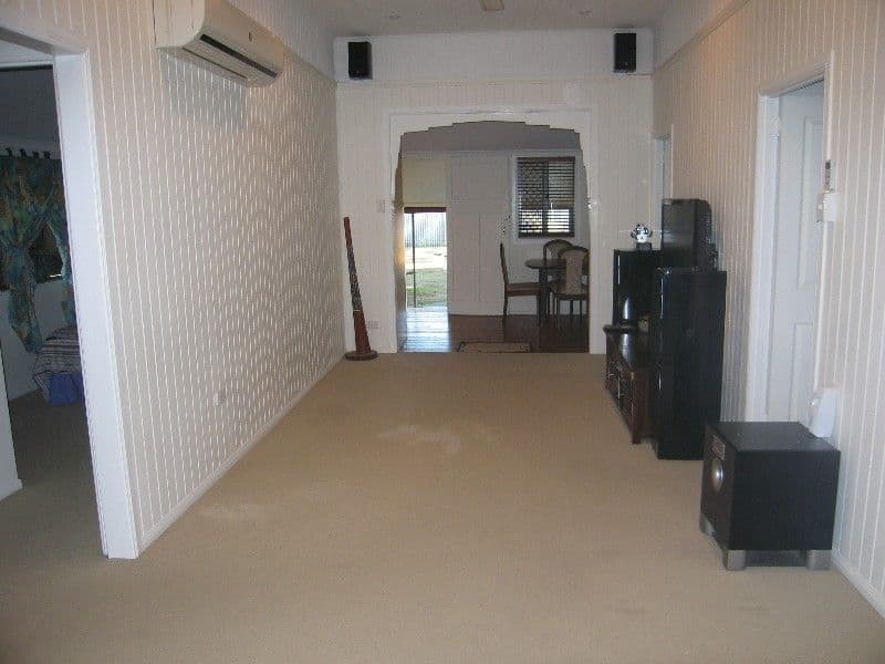 142 Malcomson Street, NORTH MACKAY QLD 4740, North Mackay - Thumbnail 4
