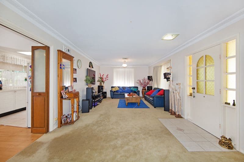 9 Lakin Street, Bateau Bay NSW 2261, Bateau Bay - Thumbnail 3