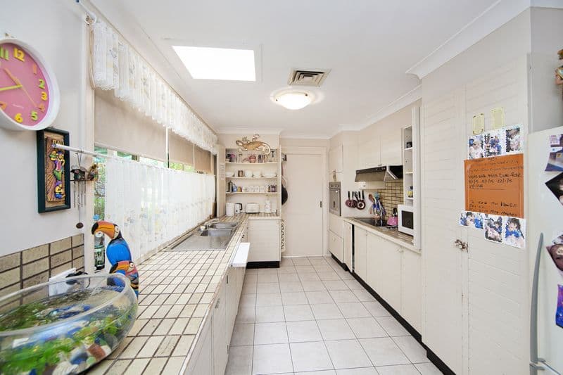 9 Lakin Street, Bateau Bay NSW 2261, Bateau Bay - Thumbnail 4
