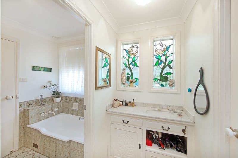 9 Lakin Street, Bateau Bay NSW 2261, Bateau Bay - Thumbnail 5