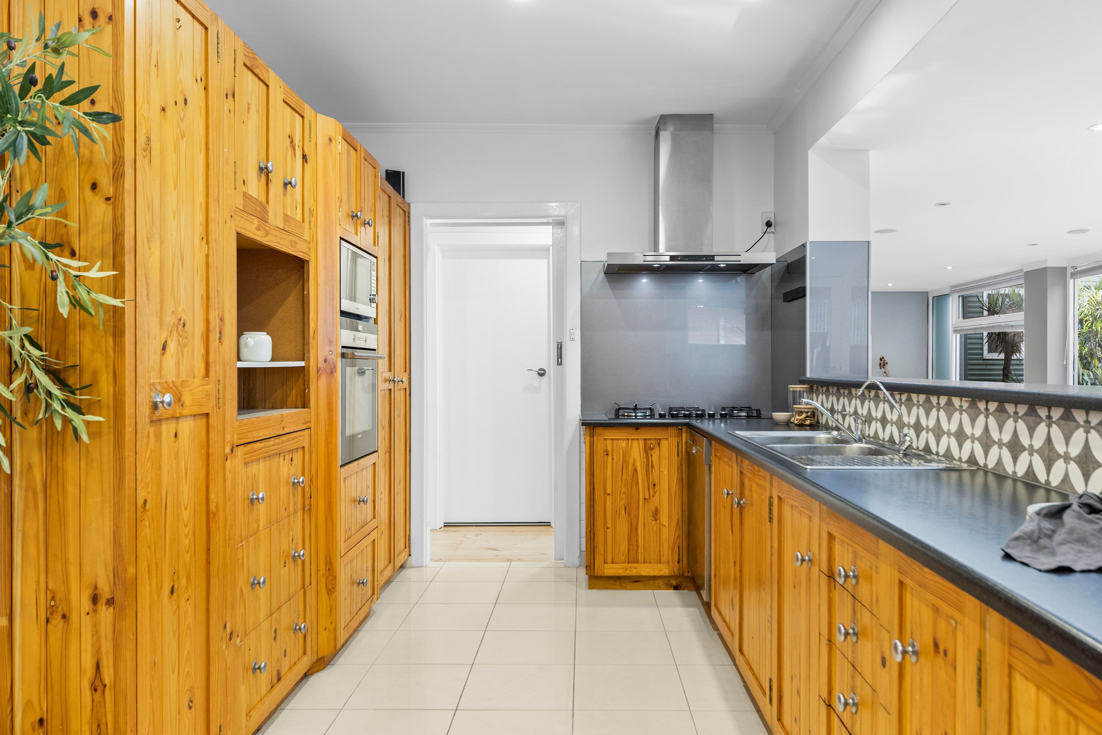 4 Ambrose Avenue, Campbelltown SA 5074, Campbelltown - Thumbnail 5