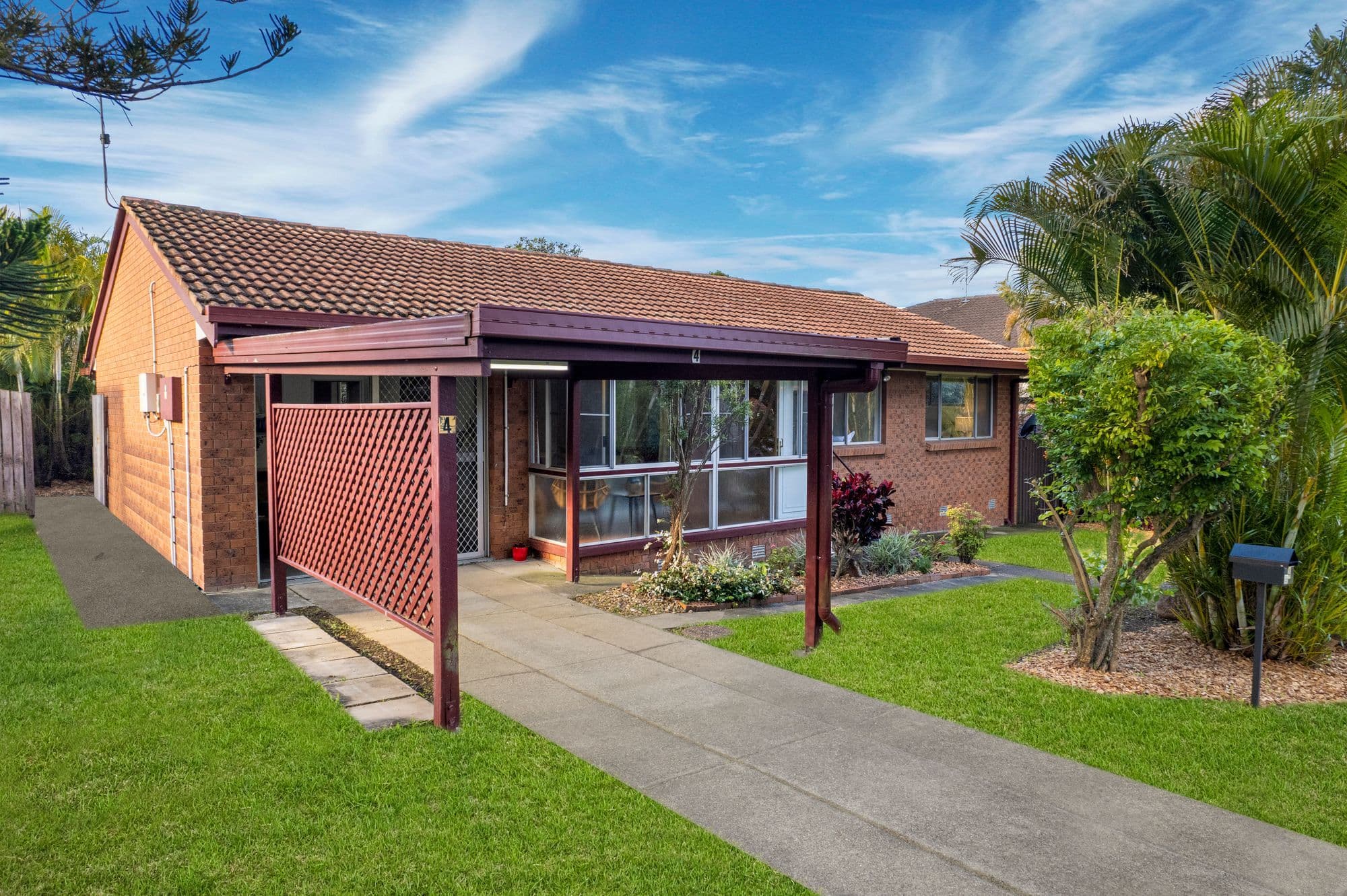 4 Redleaf Street, Mansfield QLD 4122, Mansfield - Thumbnail 2