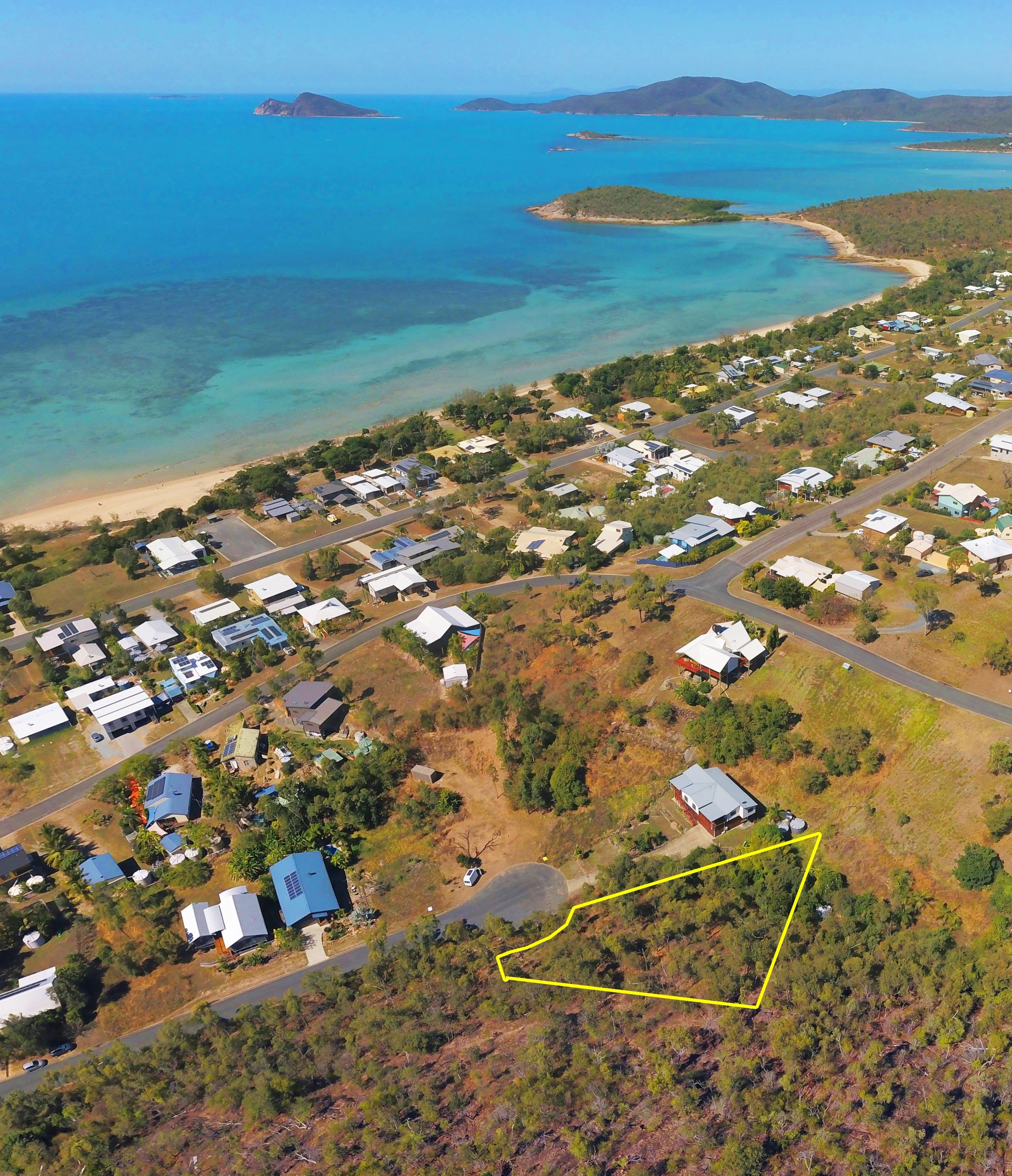 37 Rattray Avenue, Hideaway Bay QLD 4800, Hideaway Bay - Thumbnail 3