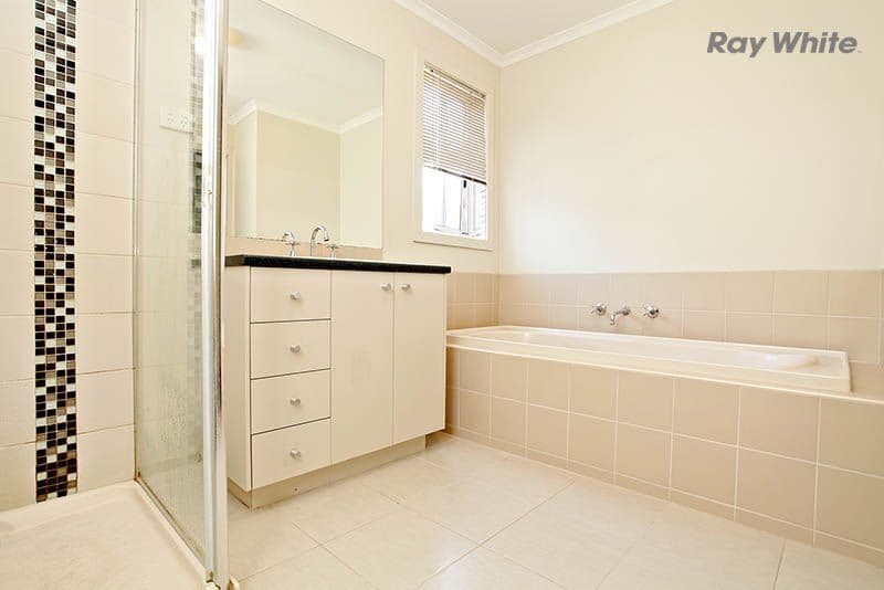 7 Farfalla Way, TARNEIT VIC 3029, Tarneit - Thumbnail 4